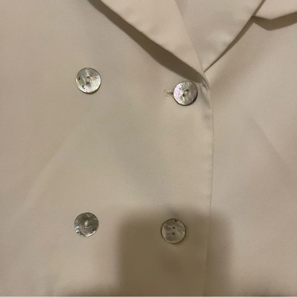 ontwelfth White Cropped Blazer Top